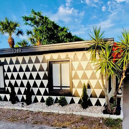 Beach Bungalow By The Sea 2 Какао-Бич Экстерьер фото